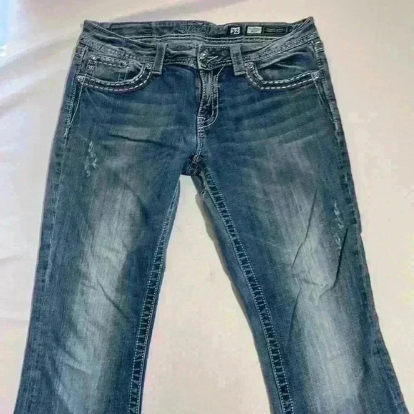 Miss Me Jeans Distressed Bootcut Boot Bedazzled Y2K Womens Size 32 JE5380B5L - Picture 8 of 16